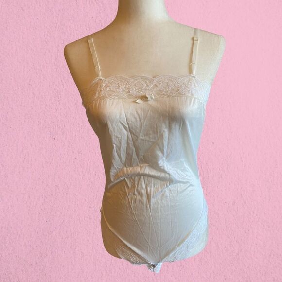 Vintage white lacy bodysuit - Picture 1 of 14